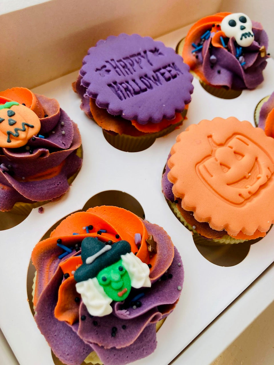 Halloween cupcake box of 6