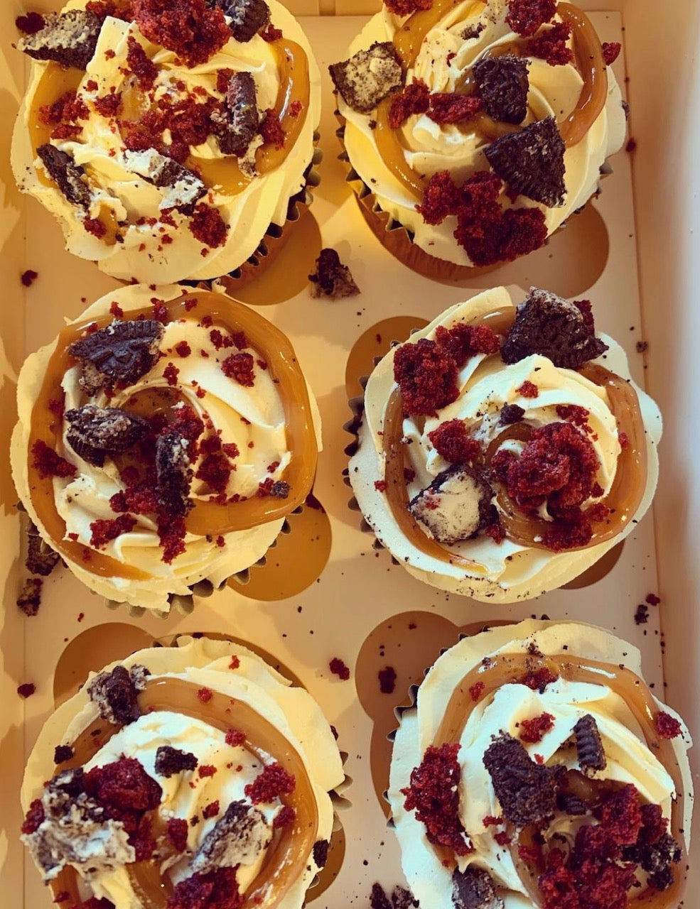 Red velvet, Oreo and salted caramel cupcake box